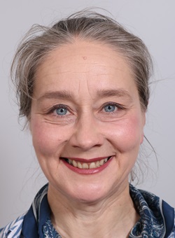 Porträt Katharina Dezelske, Rechtsanwältin